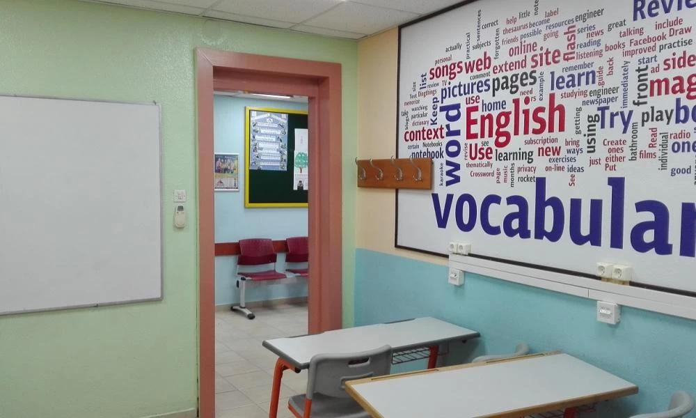 Επαναλειτουργούν από αύριο τα φροντιστήρια και κέντρα τα μελέτης